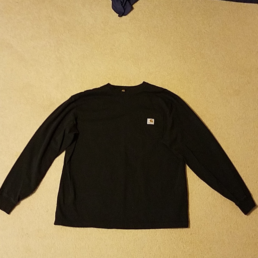 Black long sleeve Carhartt pocket T